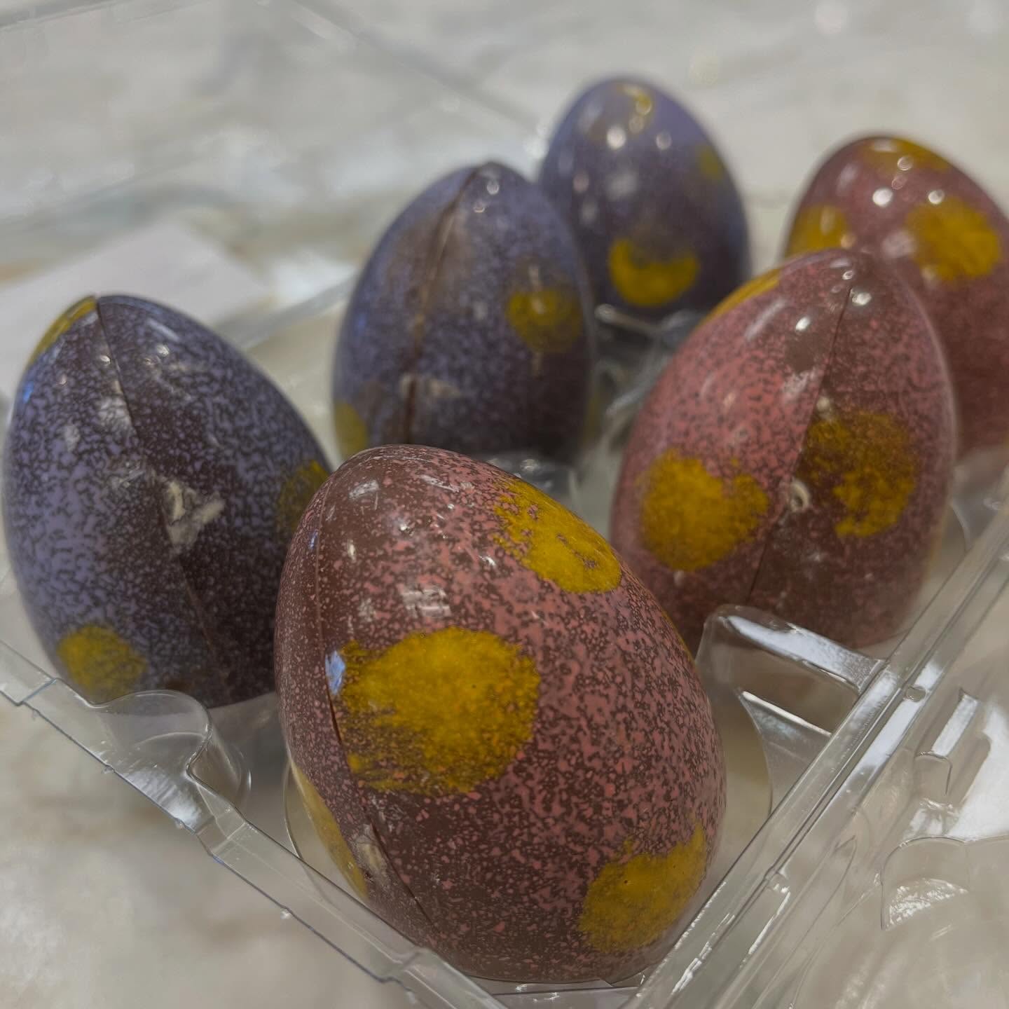 Our scrumptious peanut butter filled eggs have started showing up all over the store!
Come by to collect yours before they sell out 🪺 

#stargazerfinechocolatesandcoffeebar #denverchocolate #easterchocolate #chocolateeggs #denverfamilybusiness